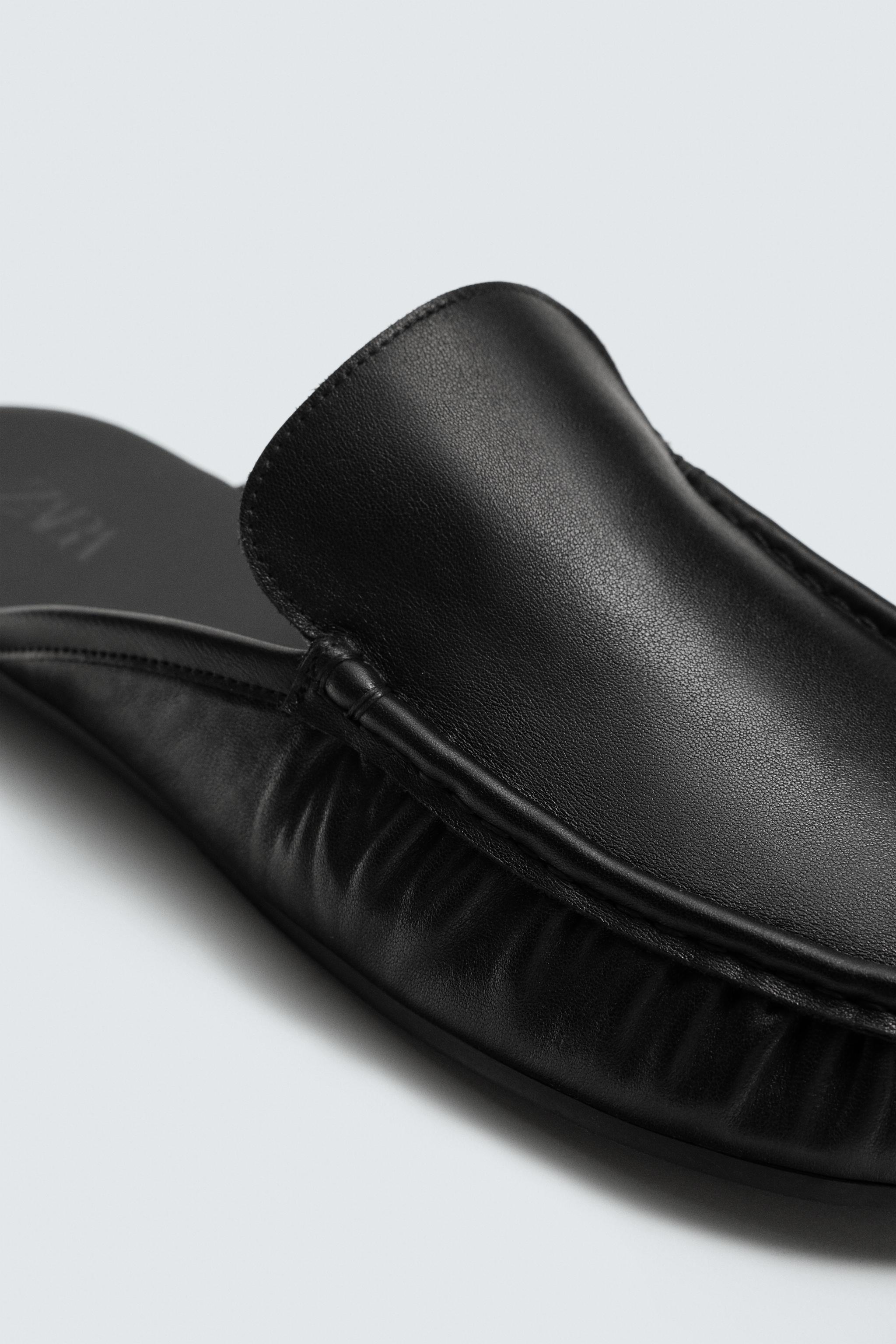 LEATHER MULE LOAFERS